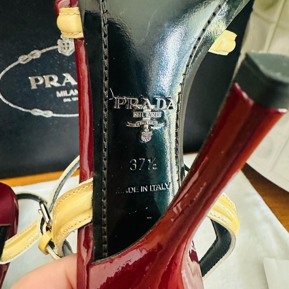 NEW Prada Women's Avorio & Amarena Calzature Donna Heels w/ Bow Size 37.5 or 7.5 - Picture 3 of 10